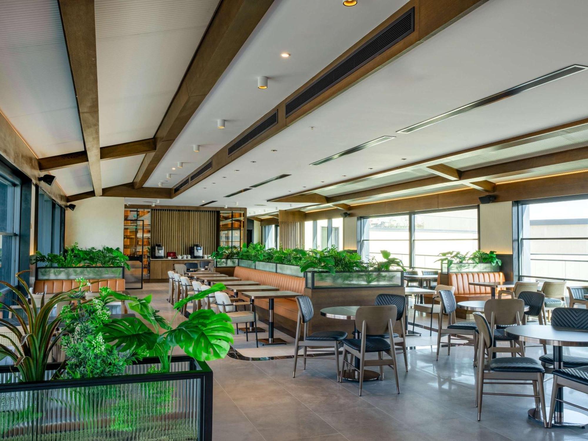 Novotel Tbilisi Center Eksteriør billede