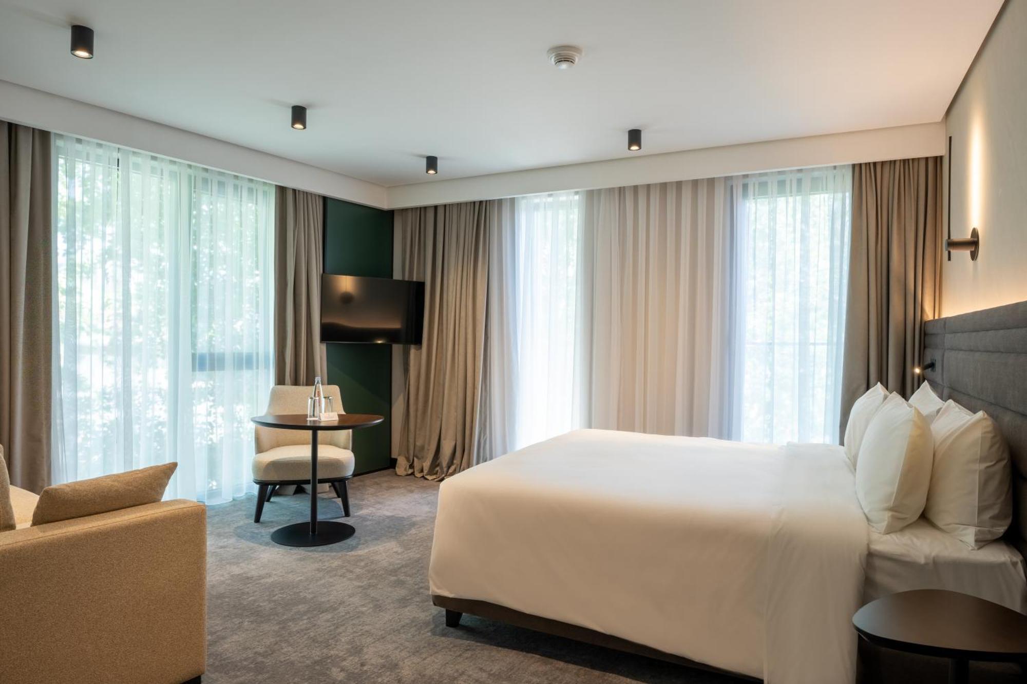 Novotel Tbilisi Center Eksteriør billede