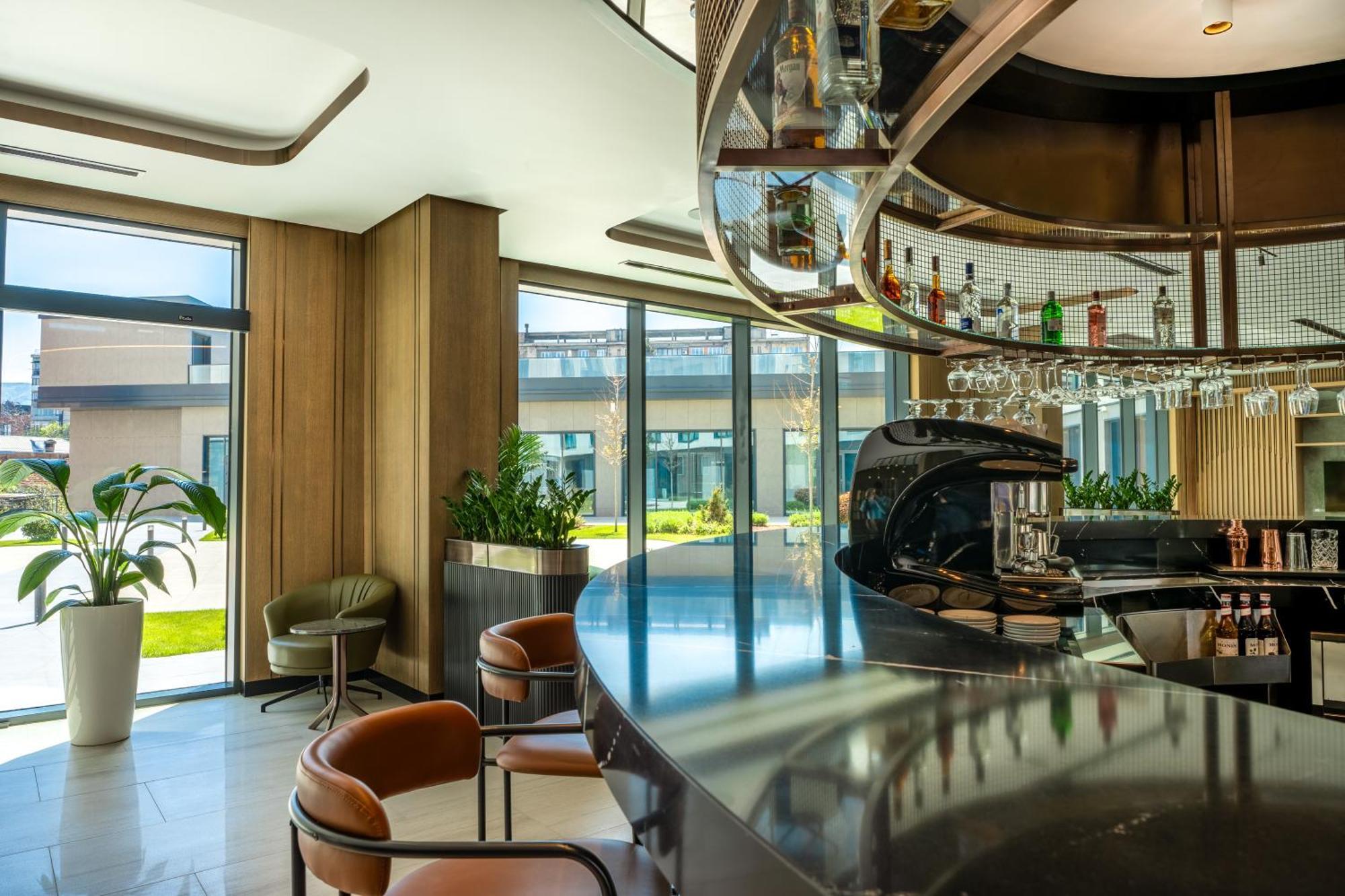 Novotel Tbilisi Center Eksteriør billede